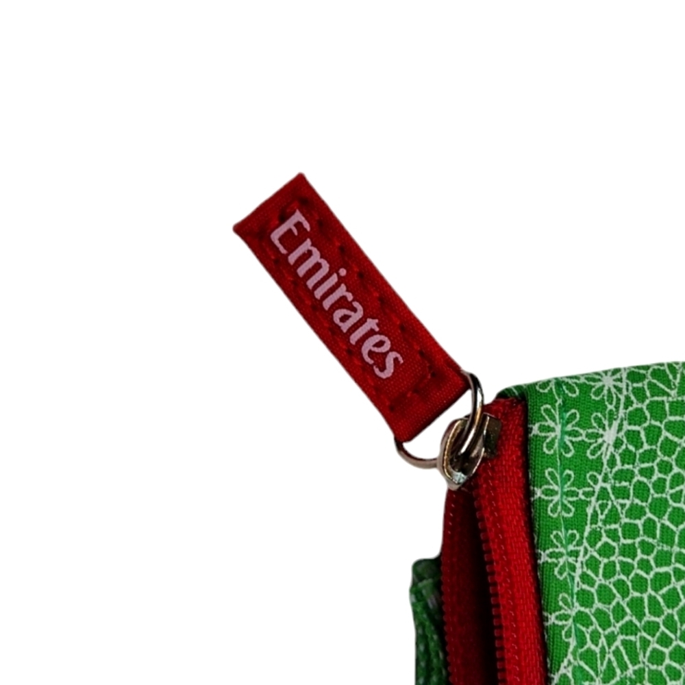 Emirates Amenity Travel Kit NWOT - Picture 3 of 3
